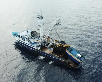 Food_Tuna Supply_Responsible Fishing_Boat